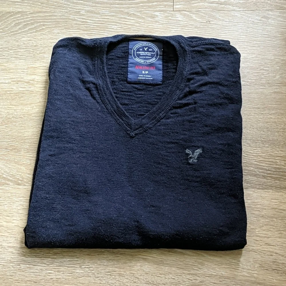 American Eagle V-Neck Cotton Knit Sweater